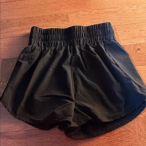 SHEIN Black Women's Athletic Running Shorts with Elastic Waist